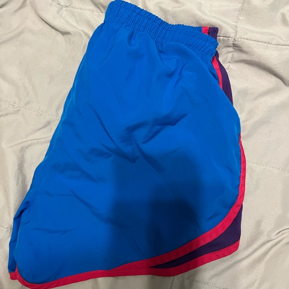 8 pairs of athletic shorts! Selling as a bundle all in good condition - Picture 6 of 16